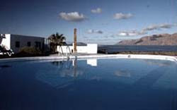 Piscina de Casa Dominique, San Juan, Caleta de Famara, Lanzarote, Casa Rural