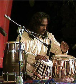El percusionista Eduardo Lastra y la flautista Yasuyo Tsuchiya ofrecerán un concierto de música de India