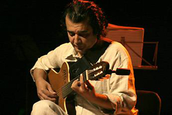 Concierto de nuevas músicas: Toñín Corujo y su banda en Cueva de los Verdes