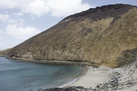 montanaamarilla-playalacoci