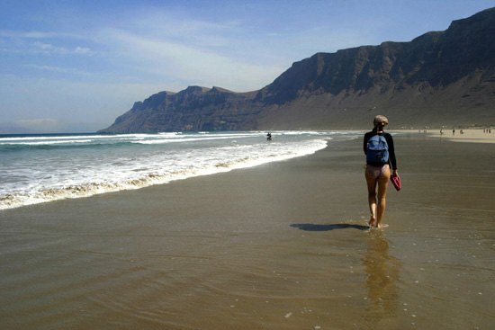 Strolling along the Famara beach, Lanzarote