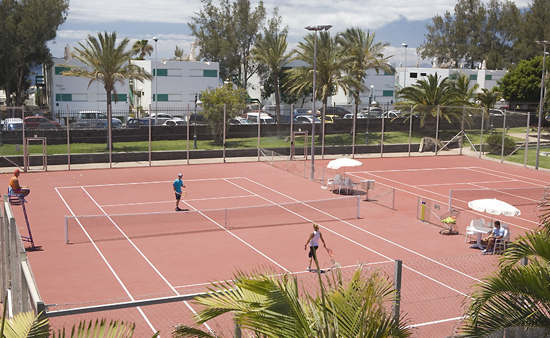 Pistas de tenis del Centro Deportivo Fariones, Puerto del Carmen, Lanzarote