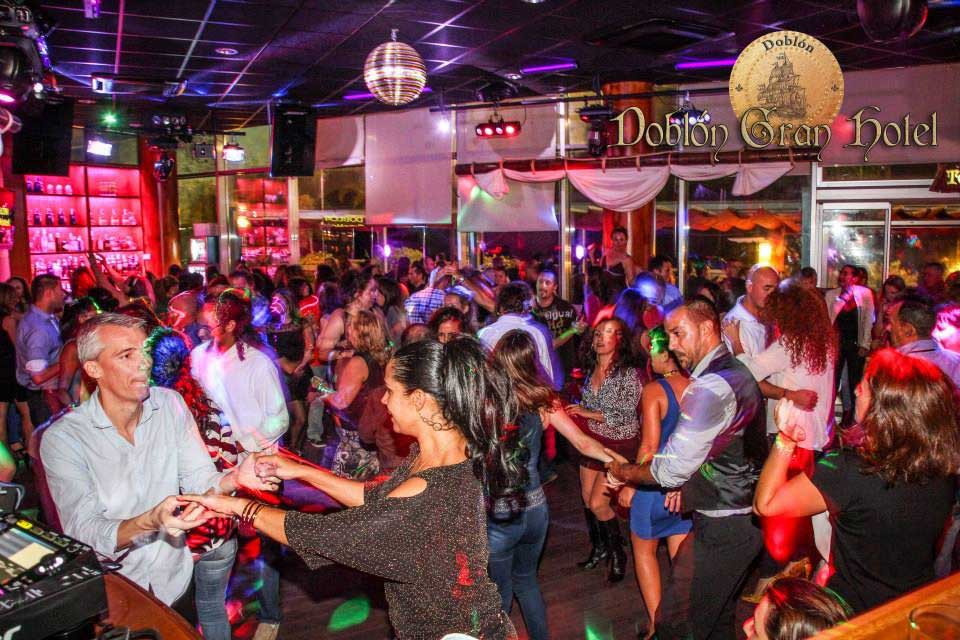Bailes Latinos en Doblón Gran Hotel, Lanzarote