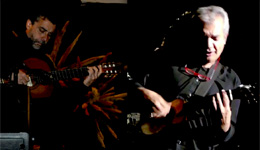 Música con Toñin Corujo y Javier Cerpa en Noches de Jameos del Agua, Lanzarote