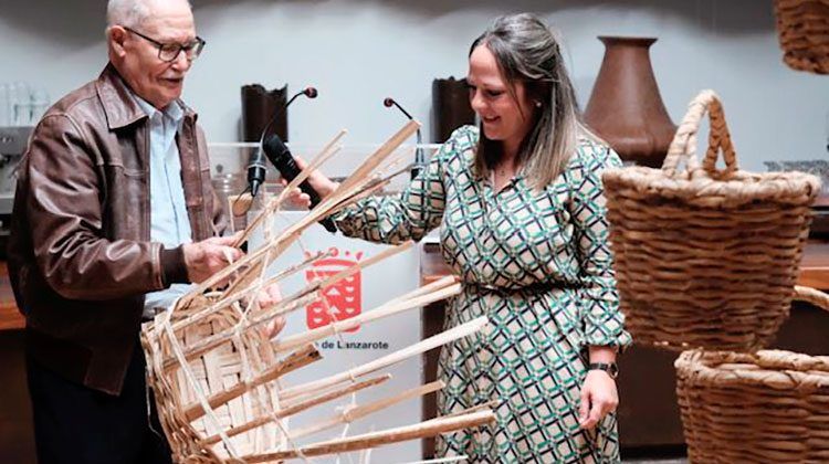 Abierto el plazo para solicitar el carné de artesanía 2023 en Lanzarote