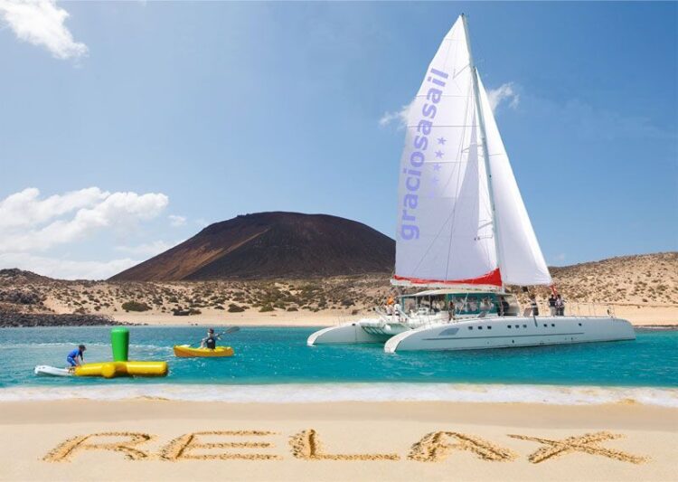 Excursion to La Graciosa by Catamaran
