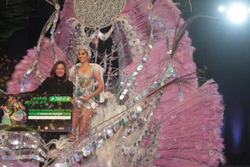 Gala Reina Del Carnaval Arrecife primera dama